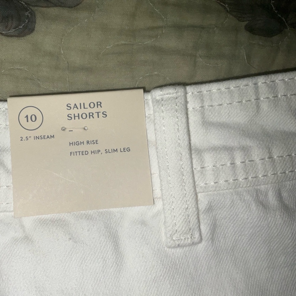 Universal Thread NWT Sailor White High-Rise Cotton Denim Shorts size 10 - Picture 4 of 9